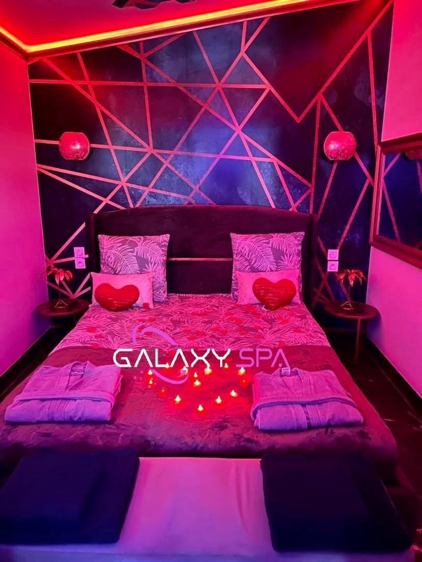 Galaxy Spa - Suite Jupiter Jacuzzi Privatif Champigneulles Luaran gambar