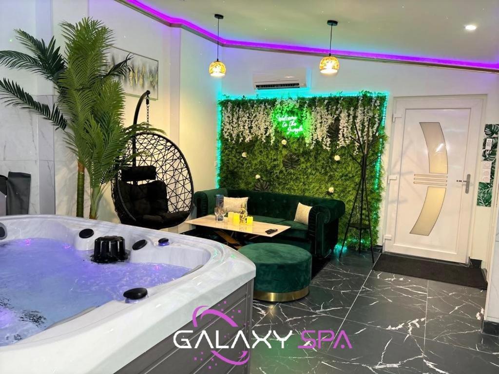 Galaxy Spa - Suite Jupiter Jacuzzi Privatif Champigneulles Luaran gambar
